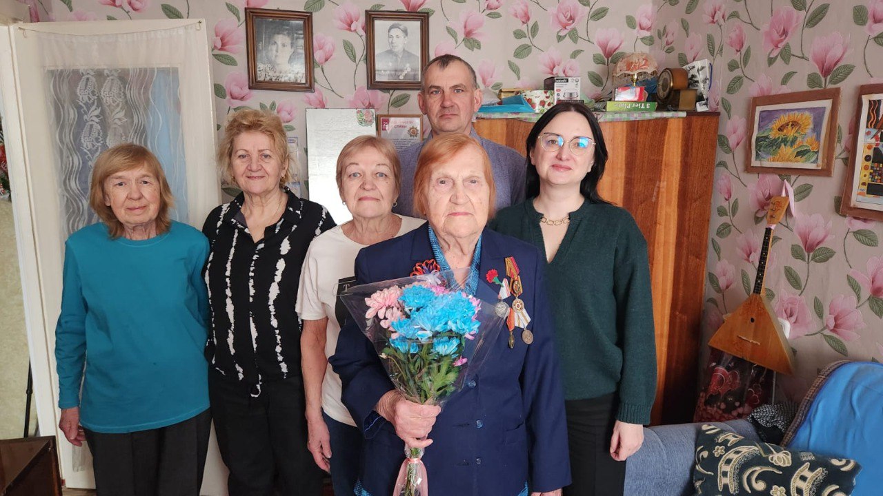 Вручение медалей труженикам тыла &quot;80-лет Победы в Великой Отечественной войне 1941-1945 г.г.&quot;.