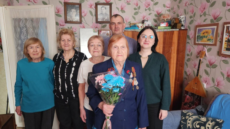Вручение медалей труженикам тыла "80-лет Победы в Великой Отечественной войне 1941-1945 г.г.". Вручение медалей труженикам тыла "80-лет Победы в Великой Отечественной войне 1941-1945 г.г.".